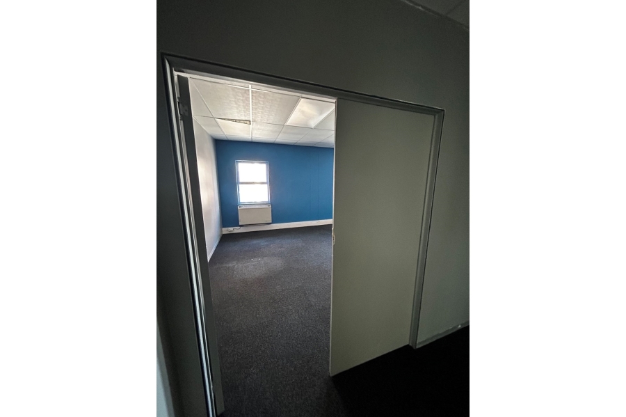 To Let commercial Property for Rent in Newton Park Eastern Cape